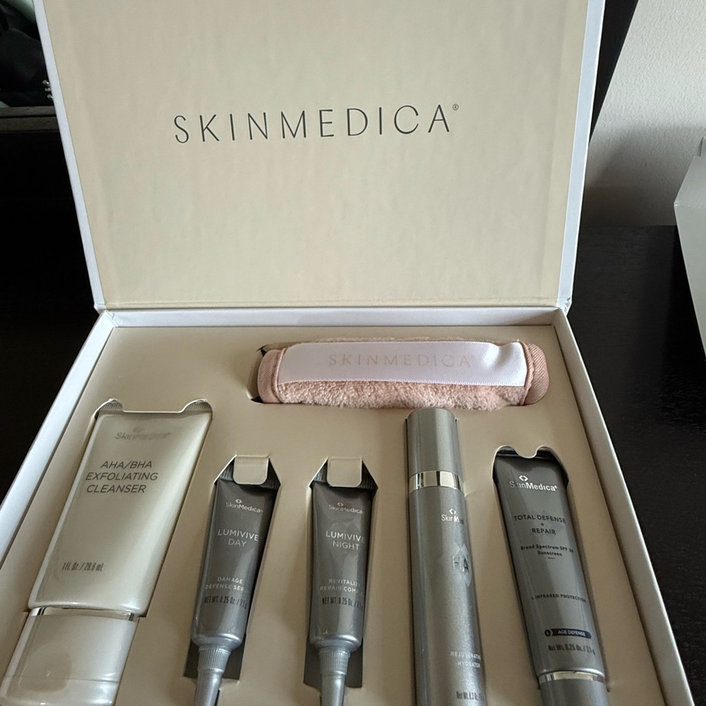 SkinMedica Skincare Set